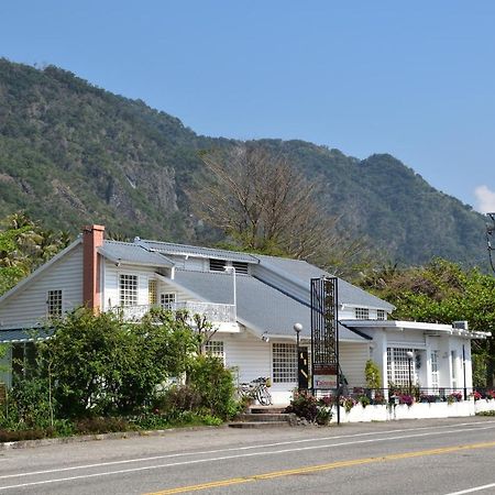 Taitung Linyuan B&B Donghe Buitenkant foto